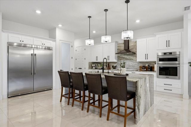 8459 HARVEY WALDEN DRIVE, Plant City, FL 33565