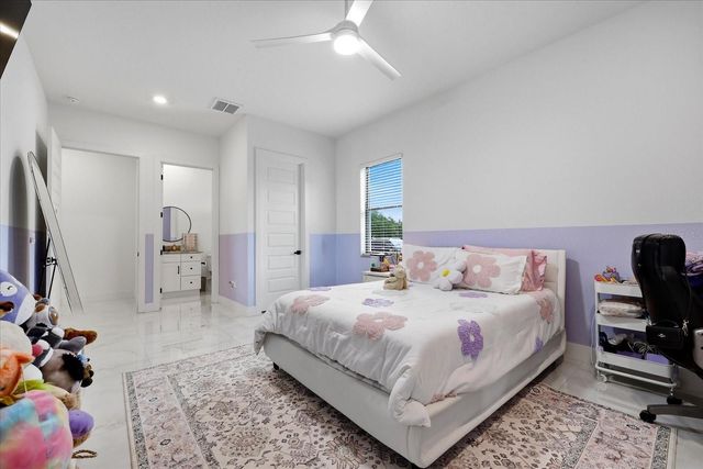 8459 HARVEY WALDEN DRIVE, Plant City, FL 33565