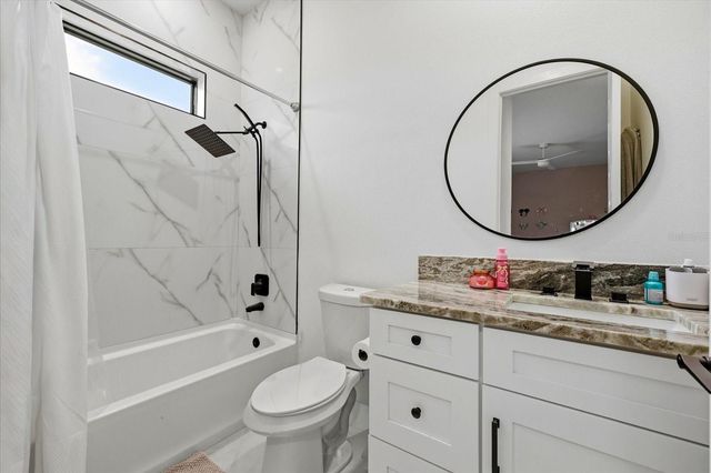 8459 HARVEY WALDEN DRIVE, Plant City, FL 33565