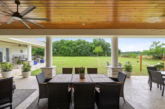 8459 HARVEY WALDEN DRIVE, Plant City, FL 33565