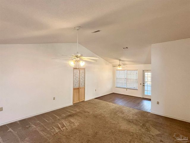 809 Wickwood Cir, Pensacola, FL 32514