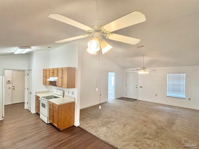 809 Wickwood Cir, Pensacola, FL 32514