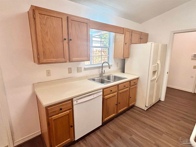 809 Wickwood Cir, Pensacola, FL 32514