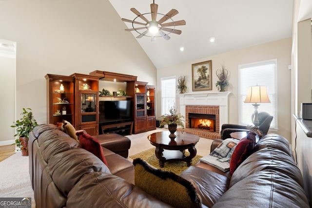 13 WATERSTONE Drive SE, Cartersville, GA 30121