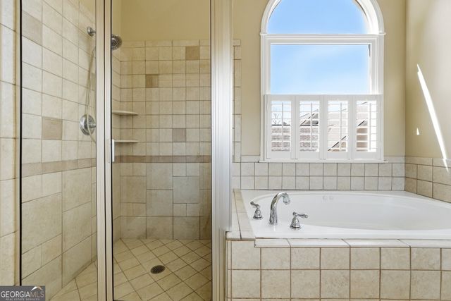 13 WATERSTONE Drive SE, Cartersville, GA 30121