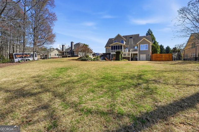 13 WATERSTONE Drive SE, Cartersville, GA 30121