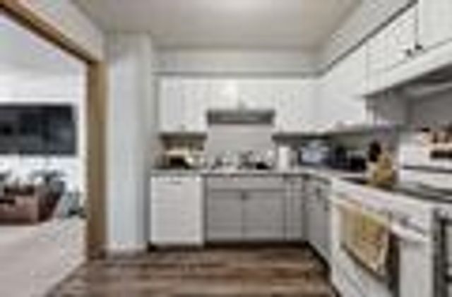 504 2nd Avenue, Coralville, IA 52241