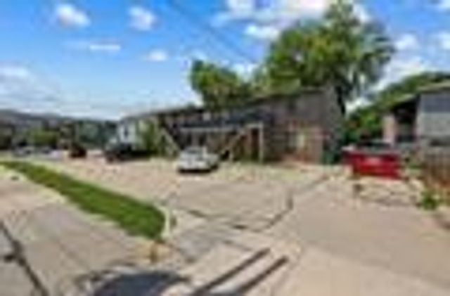 504 2nd Avenue, Coralville, IA 52241