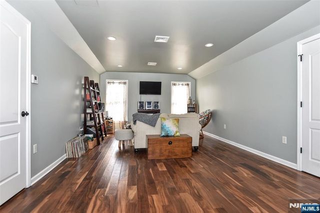 130 Reich Avenue, Mahwah, NJ 07430