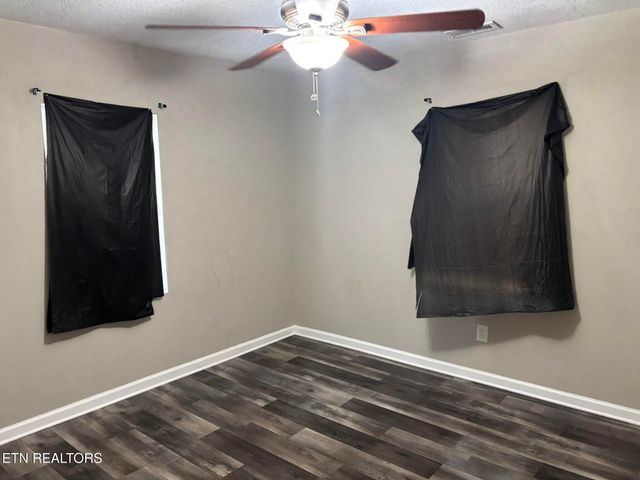 5202 Murphy Rd, Knoxville, TN 37918