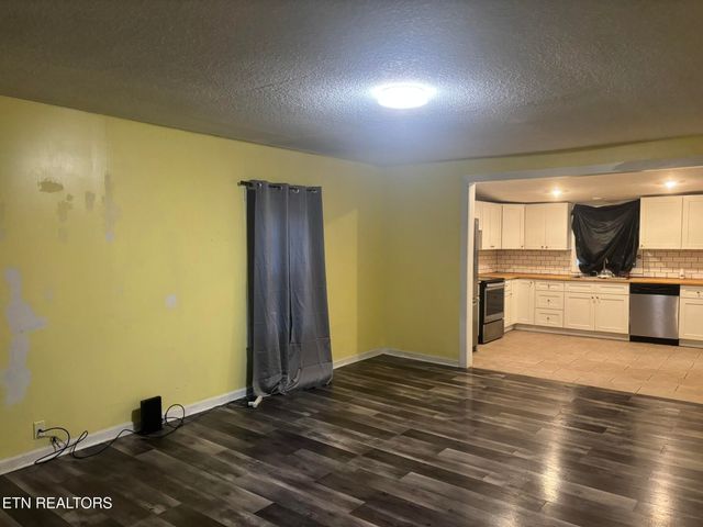 5202 Murphy Rd, Knoxville, TN 37918