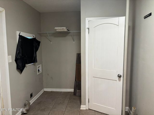 5202 Murphy Rd, Knoxville, TN 37918