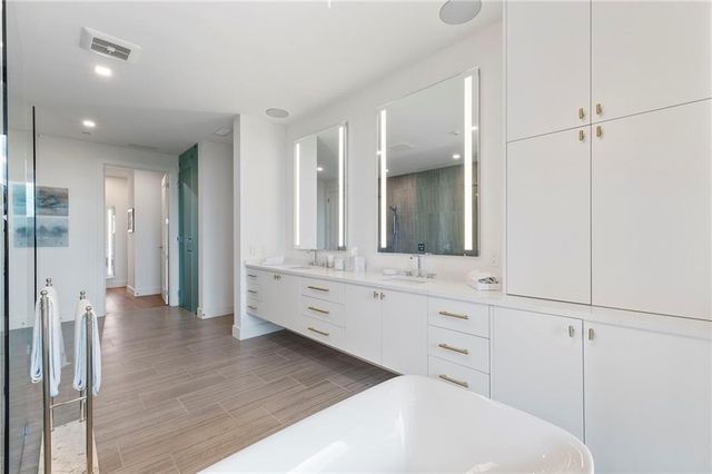 2520 Peachtree Road NW 1603, Atlanta, GA 30305
