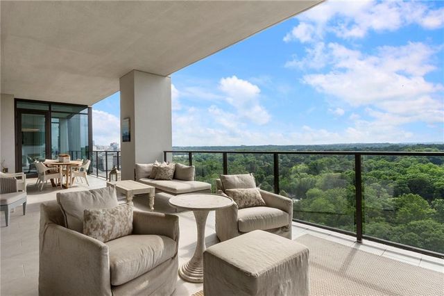 2520 Peachtree Road NW 1603, Atlanta, GA 30305