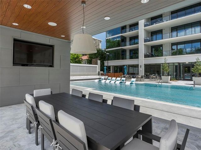 2520 Peachtree Road NW 1603, Atlanta, GA 30305