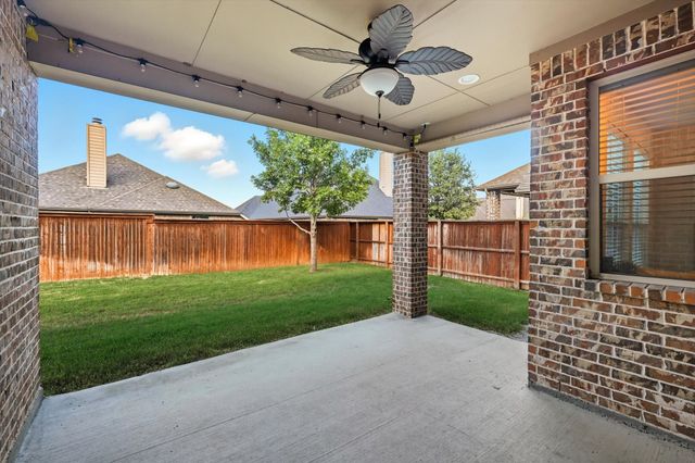 9117 Kaitlyn Court, Lantana, TX 76226