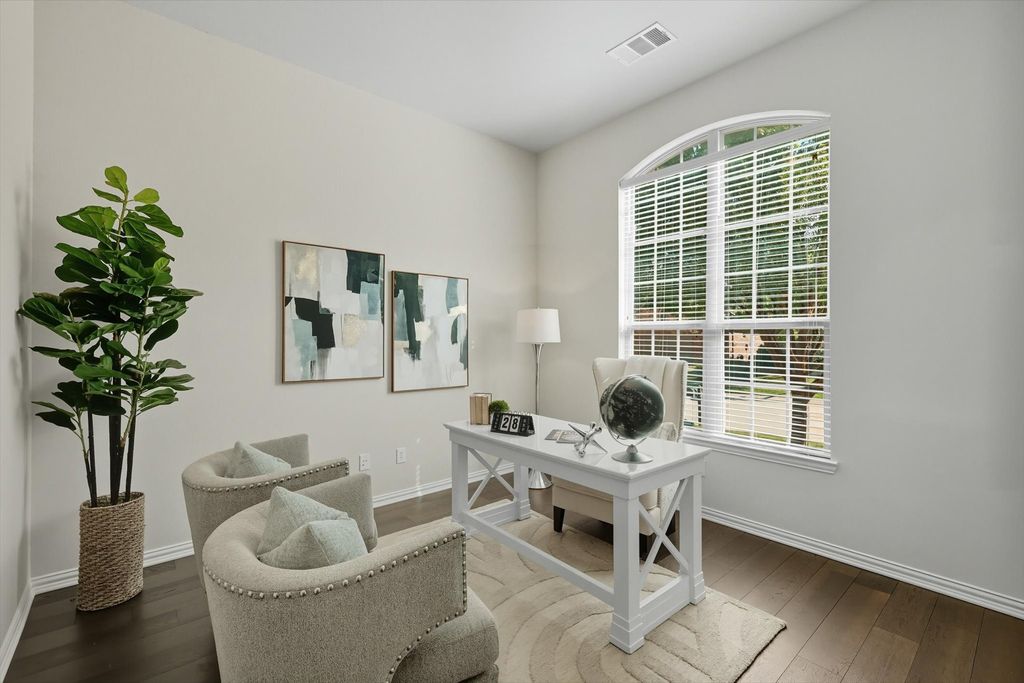 9117 Kaitlyn Court, Lantana, TX 76226