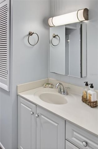 808 S GREEN CIRCLE, Venice, FL 34285