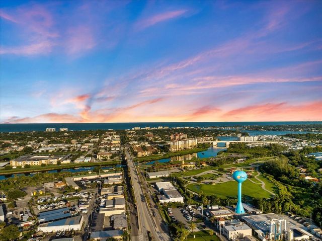 808 S GREEN CIRCLE, Venice, FL 34285