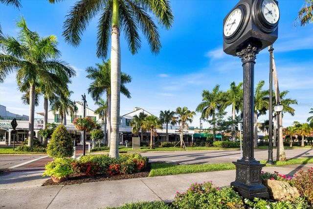 808 S GREEN CIRCLE, Venice, FL 34285