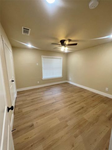 515 Maple Street, Farmersville, TX 75442