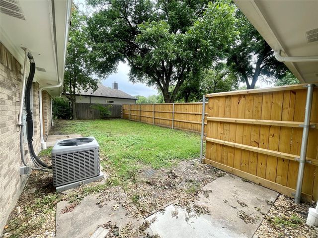 515 Maple Street, Farmersville, TX 75442