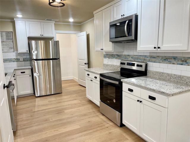 515 Maple Street, Farmersville, TX 75442