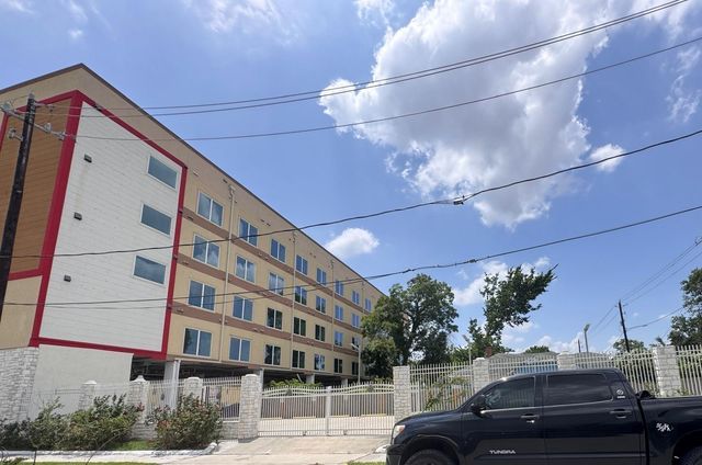 3477 Reeves Street 3H, Houston, TX 77004