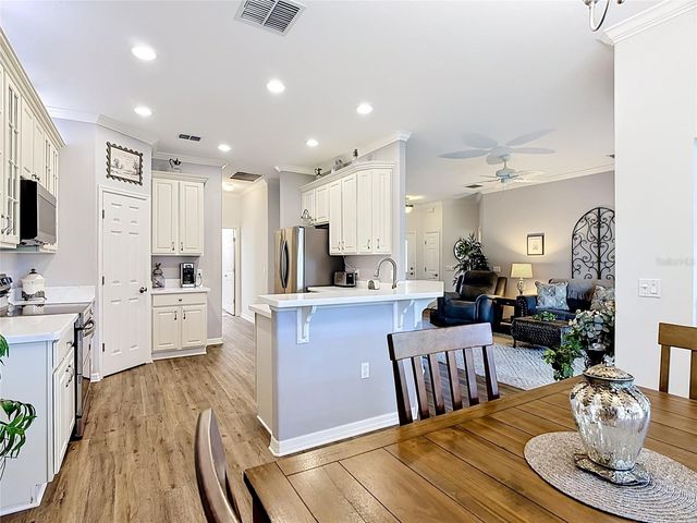 28 KNOLL WOOD DR, Poinciana, FL 34759