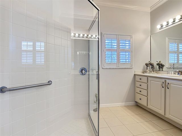 28 KNOLL WOOD DR, Poinciana, FL 34759
