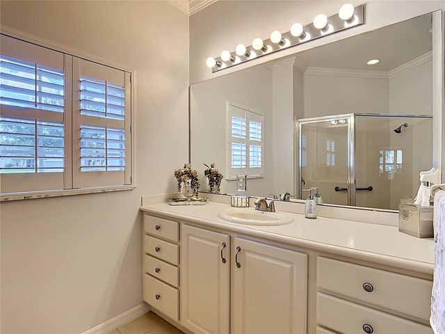 28 KNOLL WOOD DR, Poinciana, FL 34759