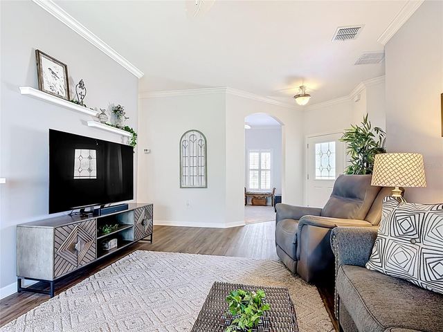 28 KNOLL WOOD DR, Poinciana, FL 34759