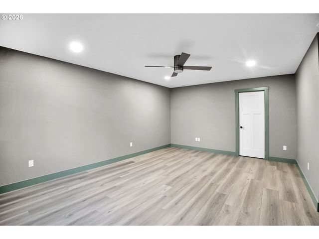 706 S 8TH Ave, Cornelius, OR 97113