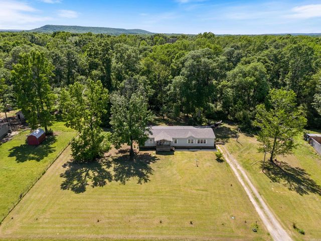 176 Austin Loop, El Paso, AR 72045
