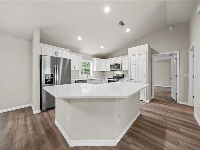 38 WILLOW ROAD, Ocala, FL 34472