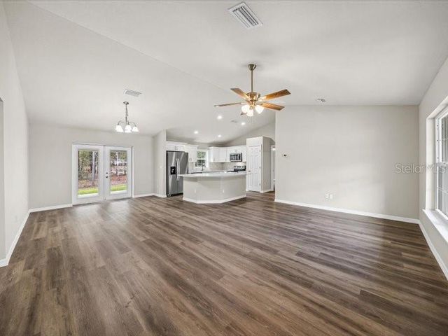 38 WILLOW ROAD, Ocala, FL 34472