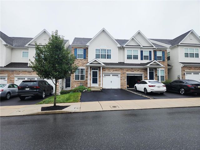 356 Redclover Lane, Upper Macungie Twp, PA 18104