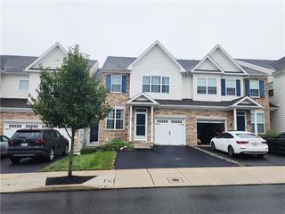 356 Redclover Lane, Upper Macungie Twp, PA 18104