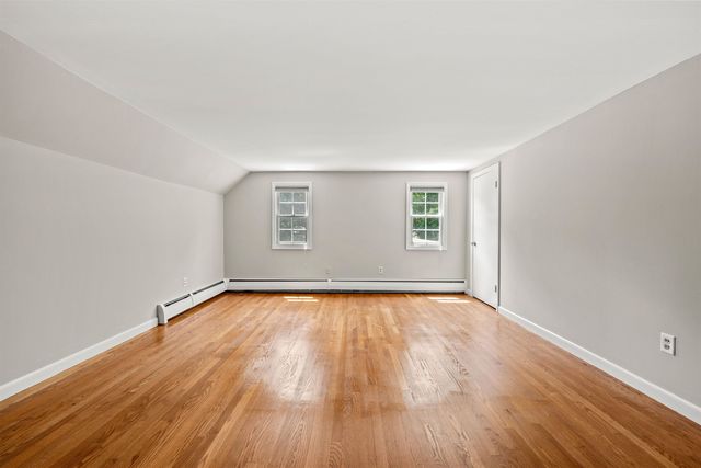 41 Roberts Road, Hopkinton, NH 03229
