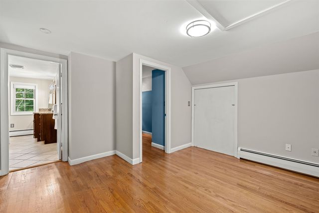 41 Roberts Road, Hopkinton, NH 03229