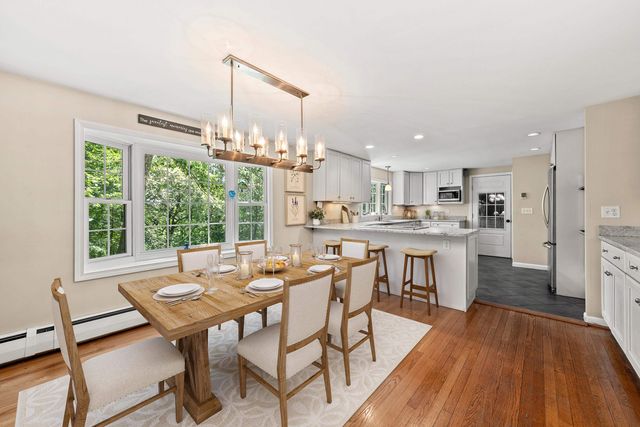 41 Roberts Road, Hopkinton, NH 03229