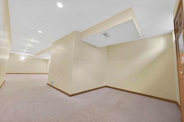 1307 Harold Stewart Parkway, Pataskala, OH 43062