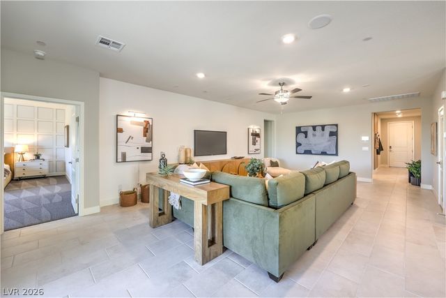1004 Gentle Swan Street, Henderson, NV 89011