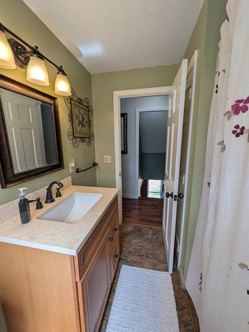 263 Cram Hill Road, Lyndeborough, NH 03082