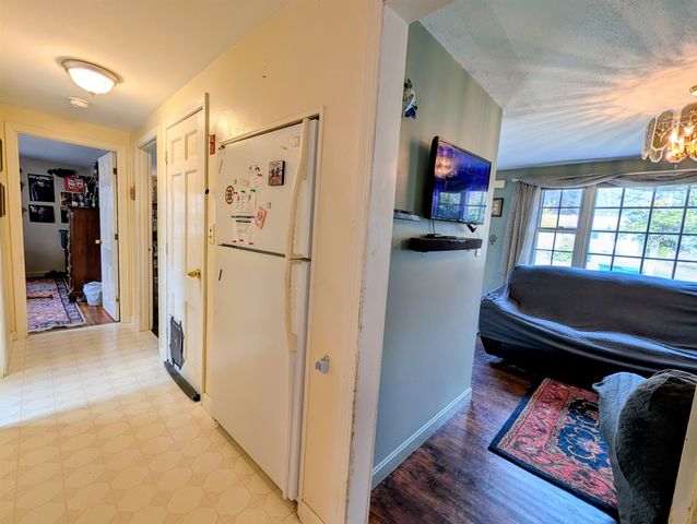 263 Cram Hill Road, Lyndeborough, NH 03082