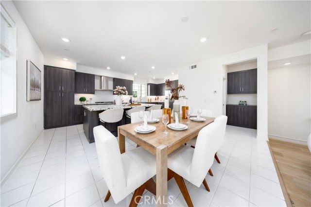 222 Harringay, Irvine, CA 92618