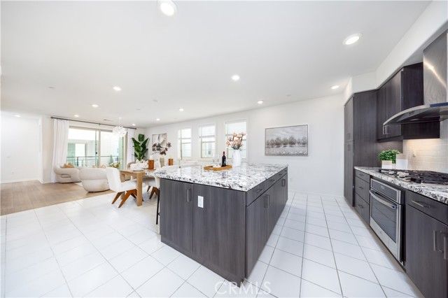 222 Harringay, Irvine, CA 92618