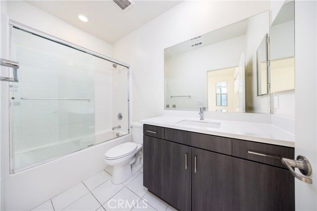 222 Harringay, Irvine, CA 92618