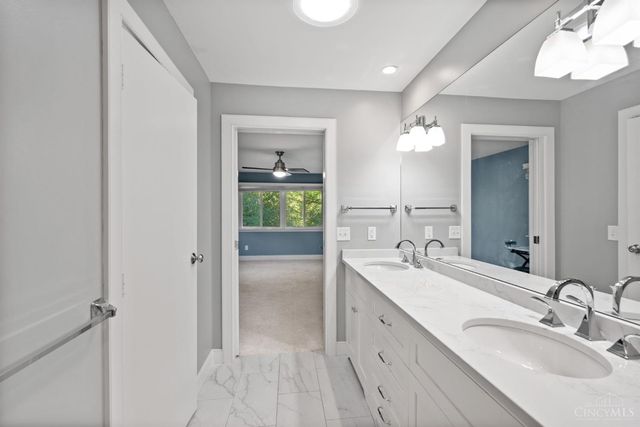 9528 Croton Drive, Montgomery, OH 45242