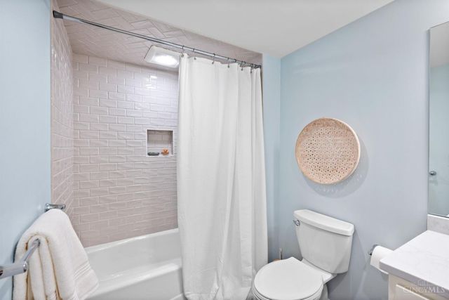 9528 Croton Drive, Montgomery, OH 45242